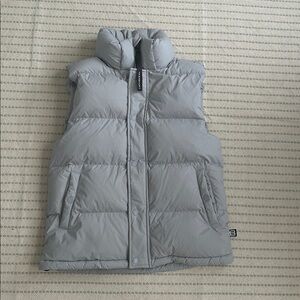 Gray Aritzia Super Puff Vest